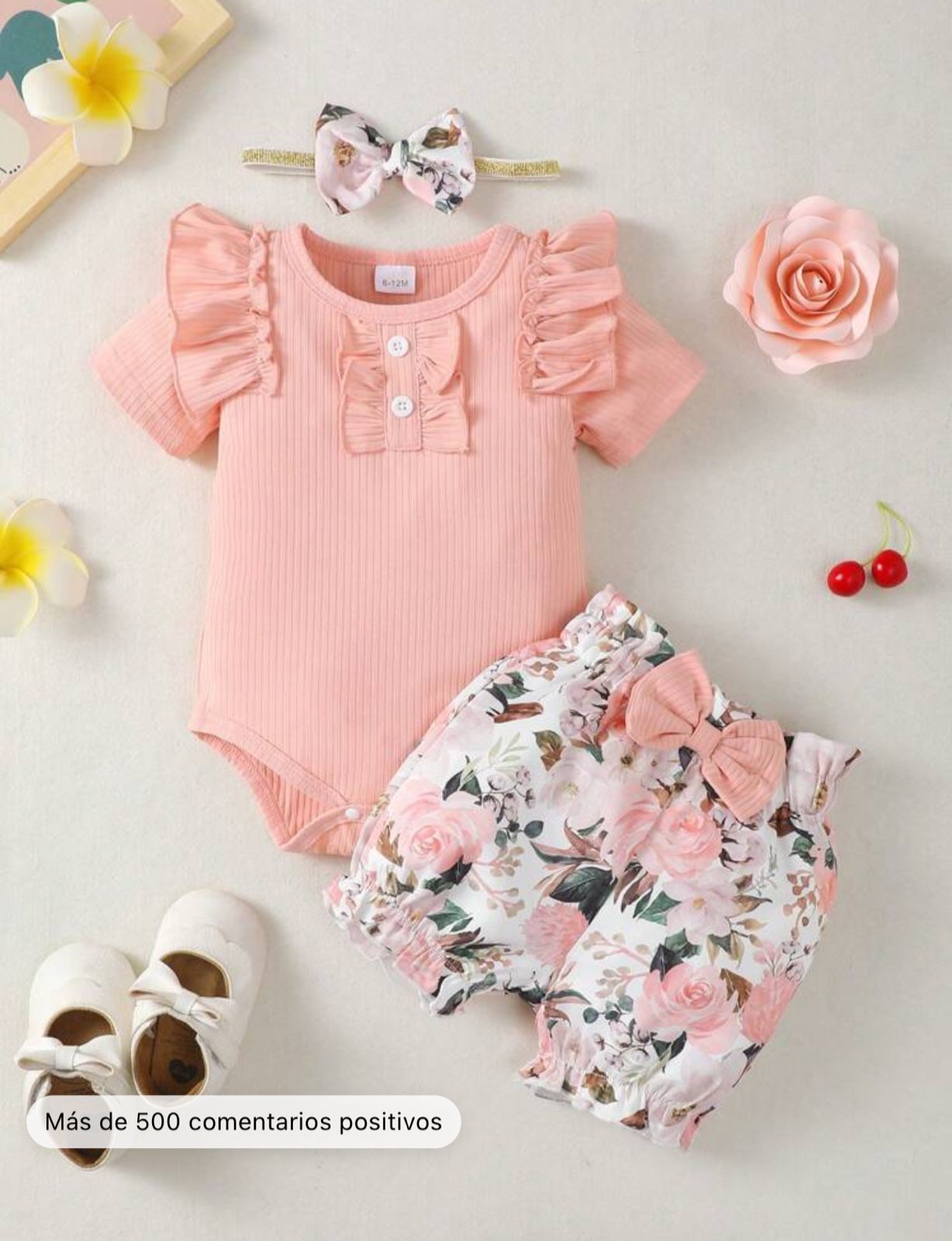 Imagen de CONJUNTO DE BODY , SHORTS DE FLORES 