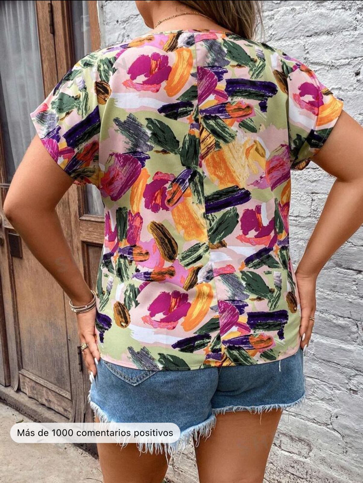 Imagen de BLUSA CON ESTAMPADO, DE MANGA MURCIELAGO 