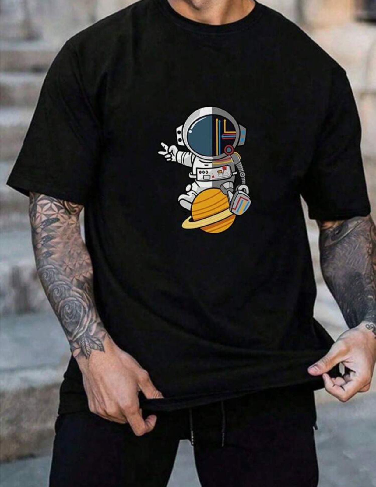 Imagen de CAMISETA CON ESTAMPADO DE ASTRONAUTA 