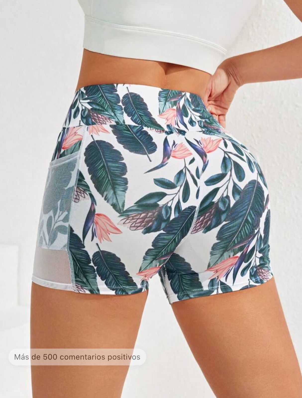 Imagen de SHORTS CON ESTAMPADO DE FLORES Y BOLSILLO