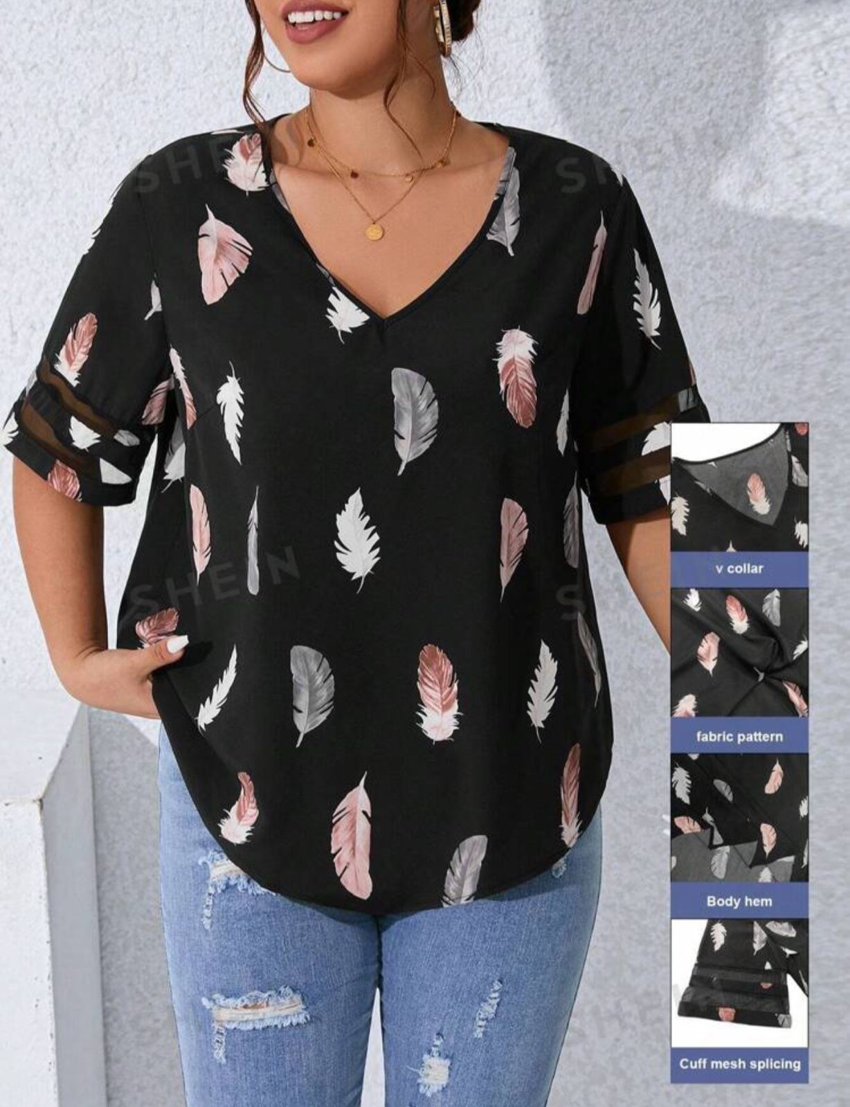 Imagen de BLUSA CON ESTAMPADO DE PLUMA 